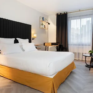 Chromatics & Restaurant Hill Club By Happyculture Hotell