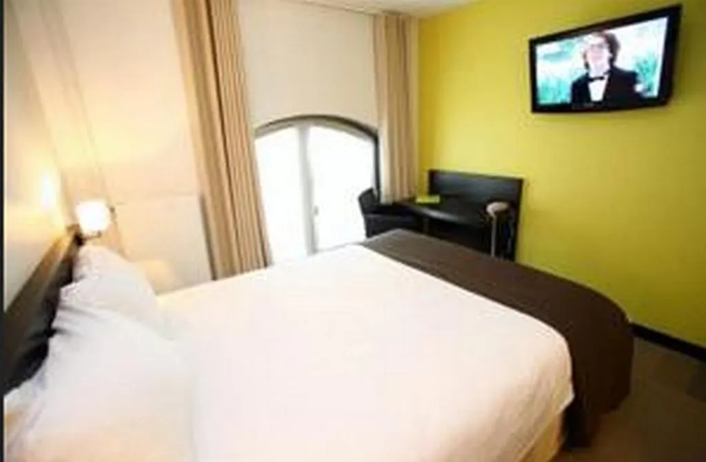 ***  Hotel Central Lyon Perrache Franciaország